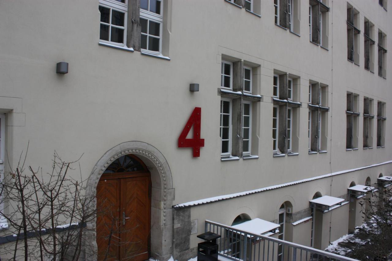 Hotel Die Schule Berlin Exterior foto